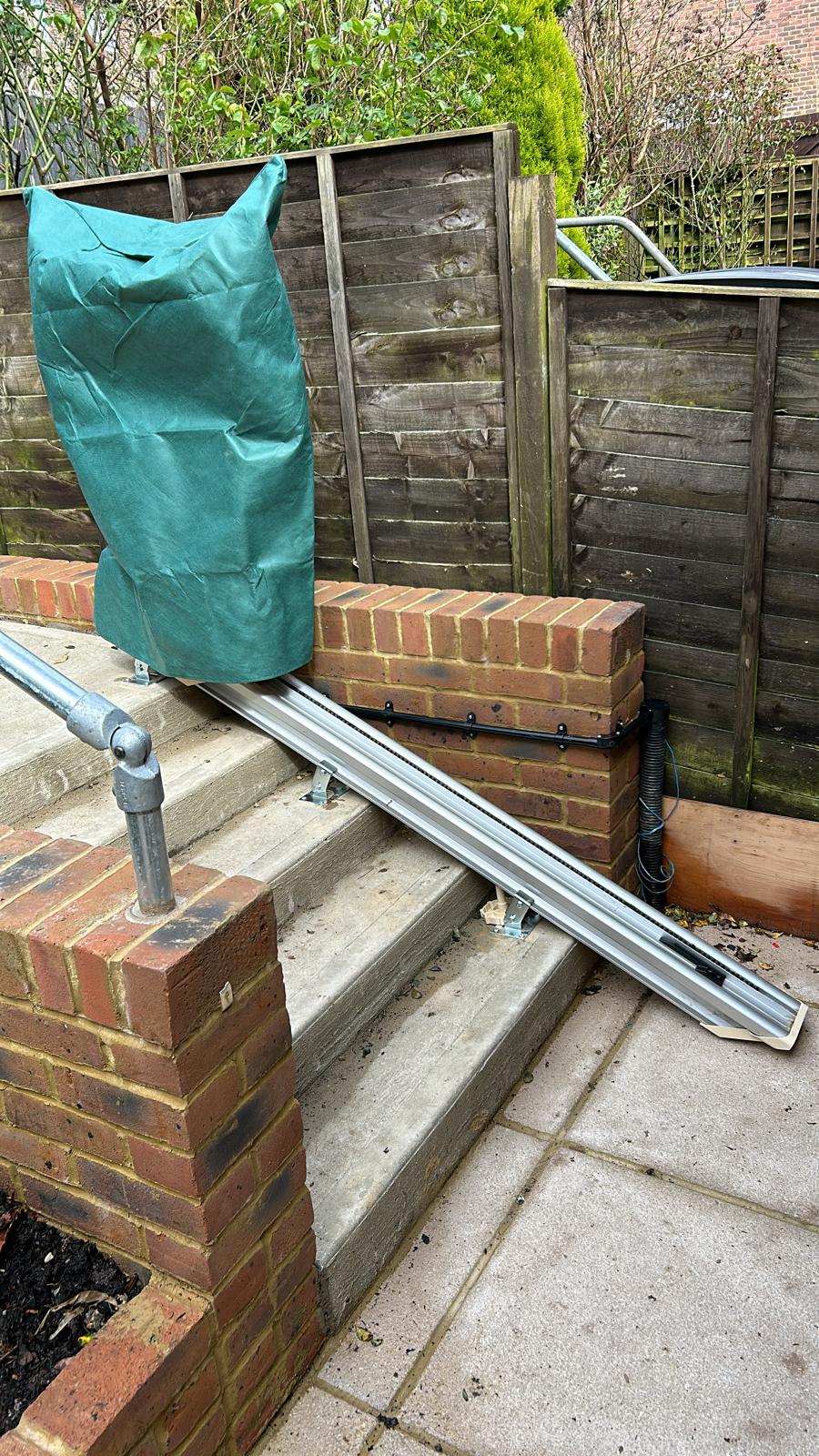External stairlift with cover